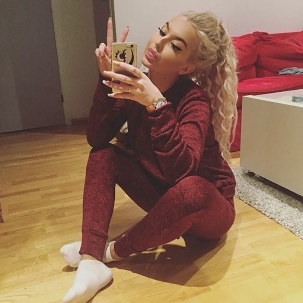 Women's Maroon Jogger Set